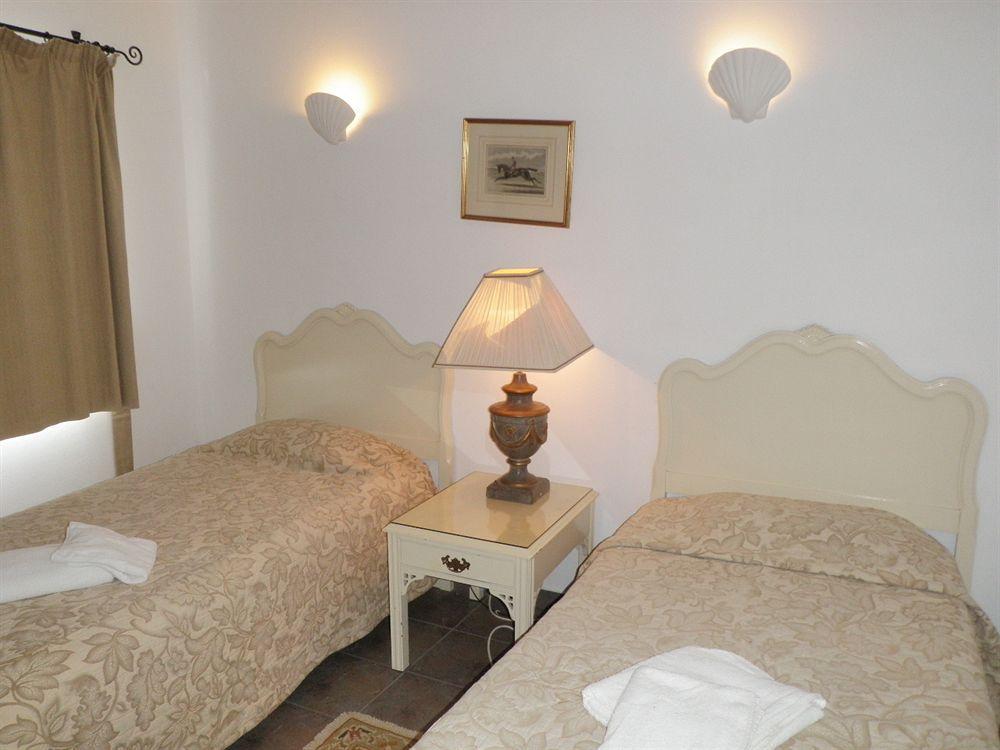 Waterside Village Apartments Praia Da Luz Ngoại thất bức ảnh
